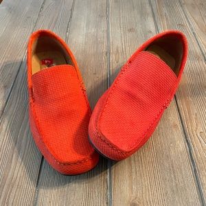 Men’s orange loafer